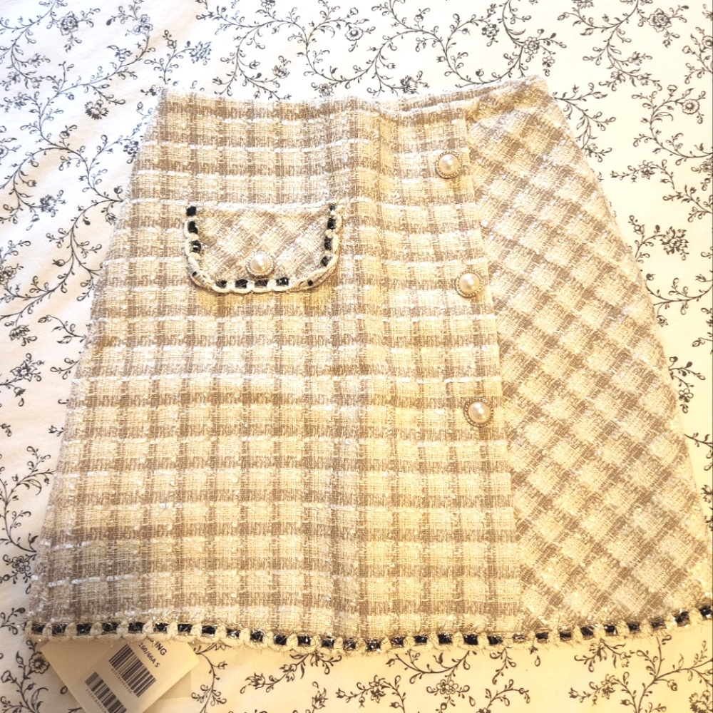 White plaid skirt XS